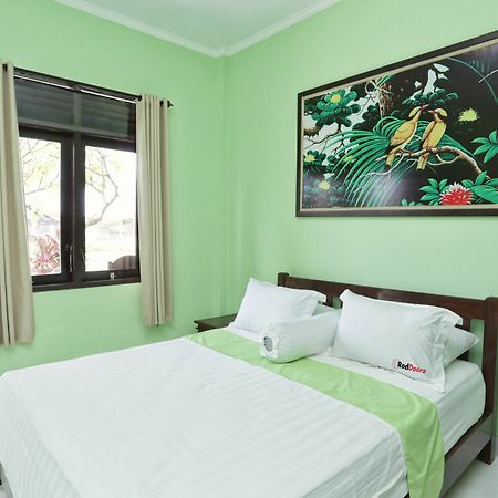 Reddoorz @ Kerobokan Canggu Kuta  Exterior photo