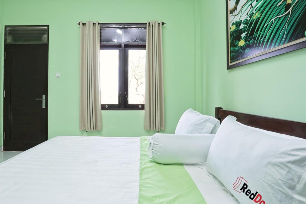 Reddoorz @ Kerobokan Canggu Kuta  Exterior photo